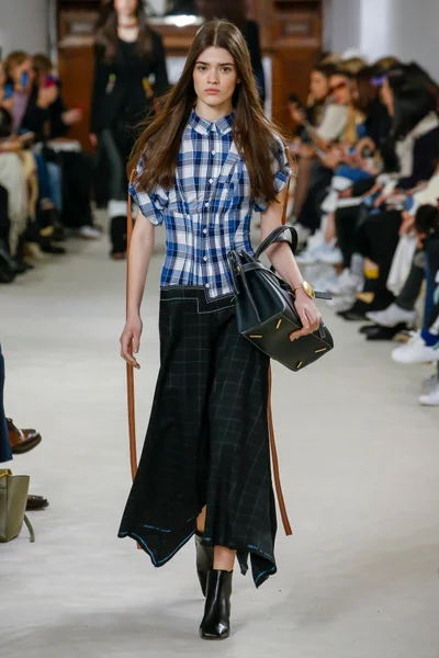 Look 40